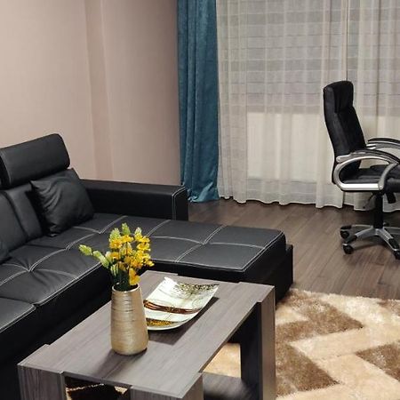 בראשוב Home Apartament מראה חיצוני תמונה