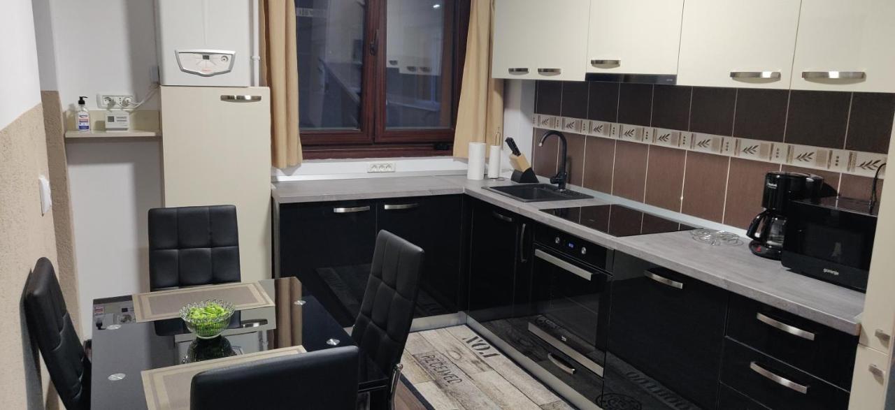 בראשוב Home Apartament מראה חיצוני תמונה